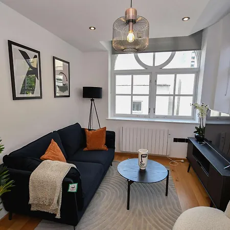 Charming 1 Bedroom Leeds (West Yorkshire)