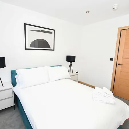 Charming 1 Bedroom Lejlighed *