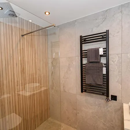 Lejlighed Charming 1 Bedroom Leeds (West Yorkshire)