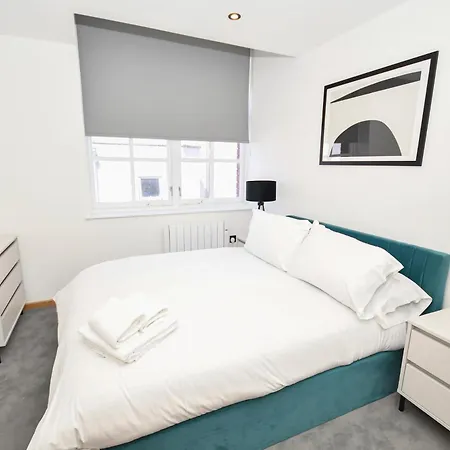Charming 1 Bedroom Lejlighed *